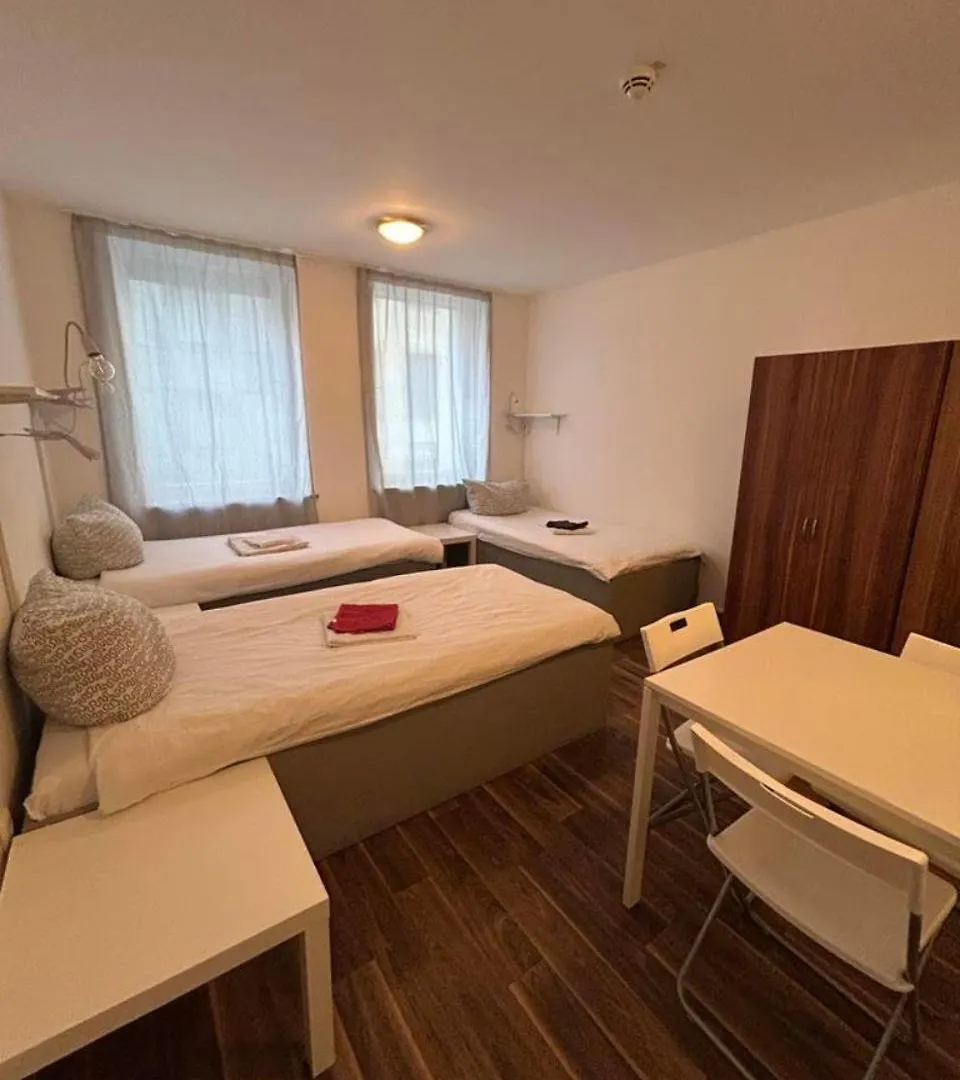 Apartment Low Budget Central Station Apartmenthostel Sen 14 Munich