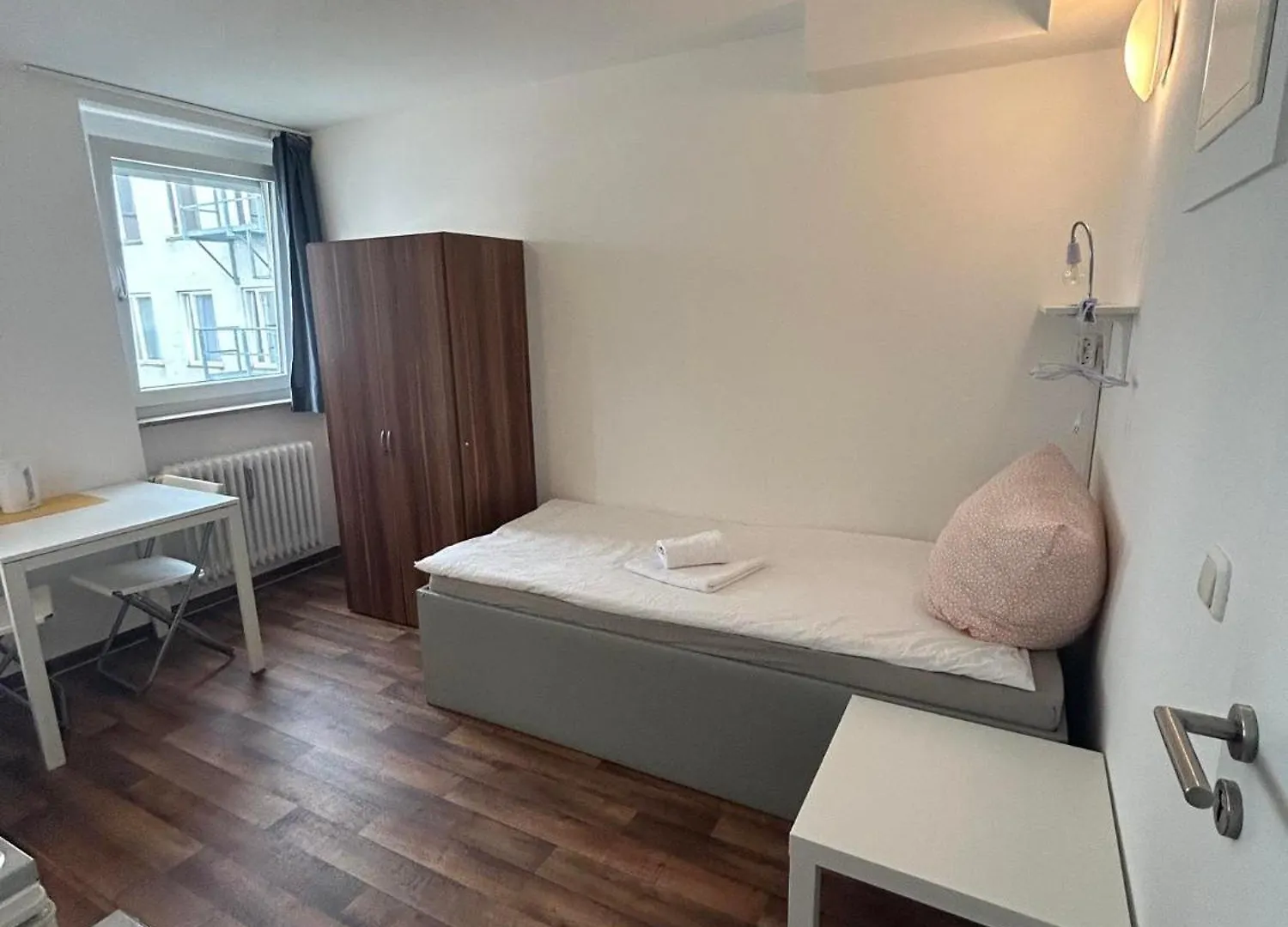 Low Budget Central Station Aparthostel Sen 14 Munich Apartment