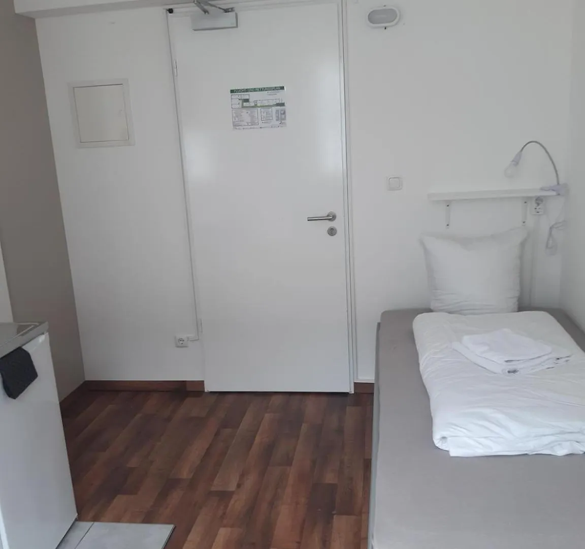 Low Budget Central Station Apartmenthostel Sen 14 Munich Germany
