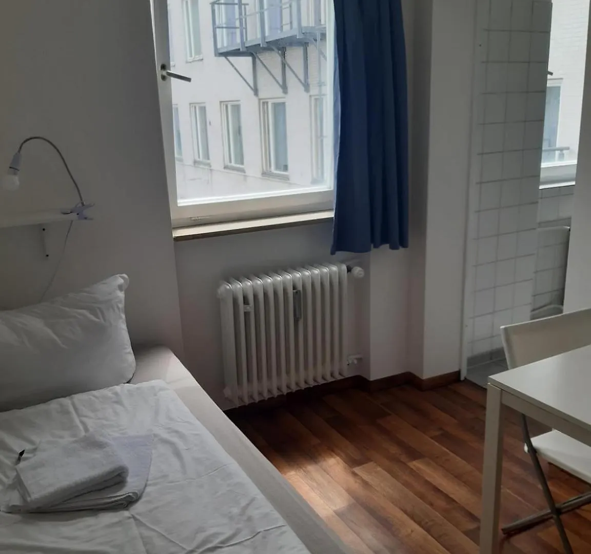 Low Budget Central Station Apartmenthostel Sen 14 Munich Germany