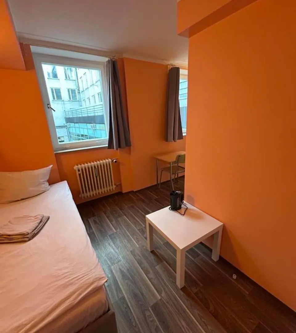 Low Budget Central Station Apartmenthostel Sen 14 Monaco di Baviera