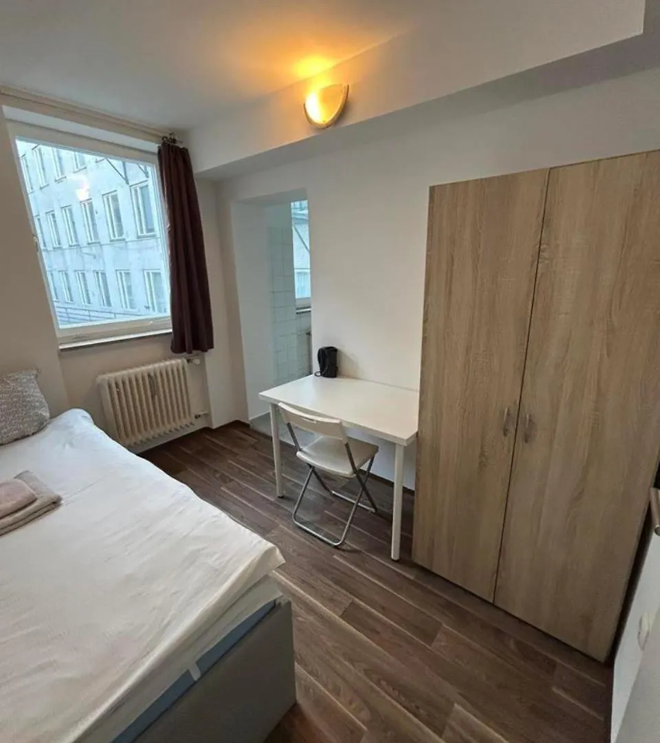 Low Budget Central Station Apartmenthostel Sen 14 Monaco di Baviera